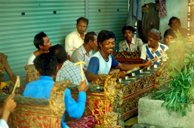 Gamelan orchestra G98