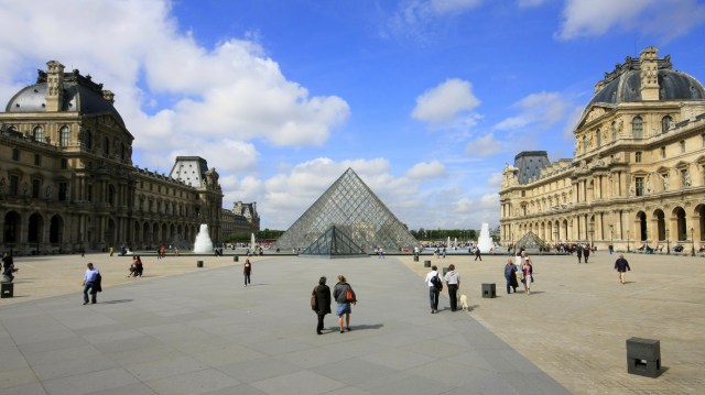 Louvre 3