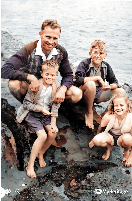 Screenshot_2020-07-26 Dad Ian Pete Max c1958(1)