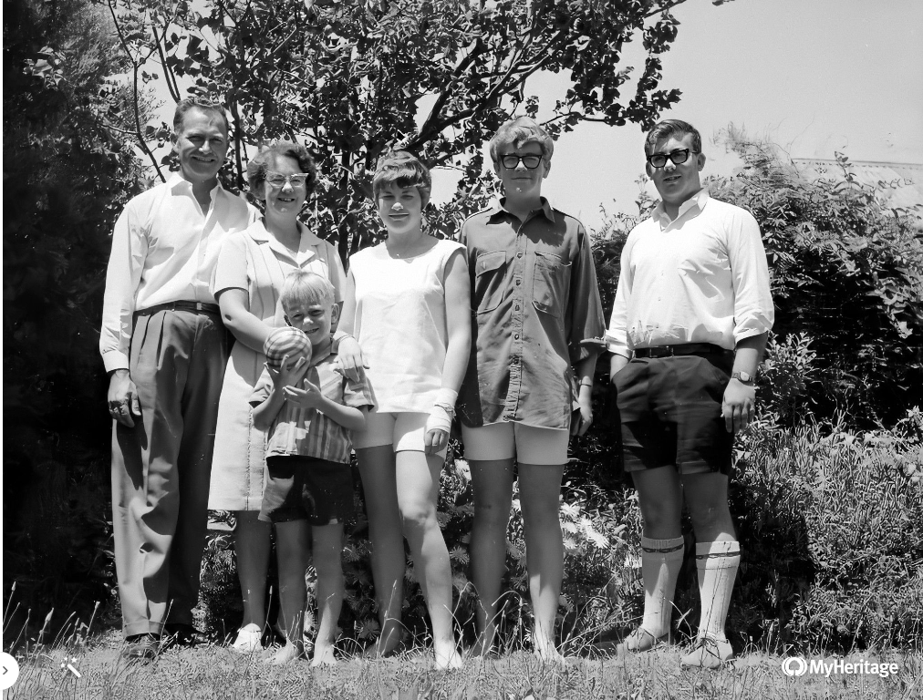 Screenshot_2020-07-26 Family group Bev 1965